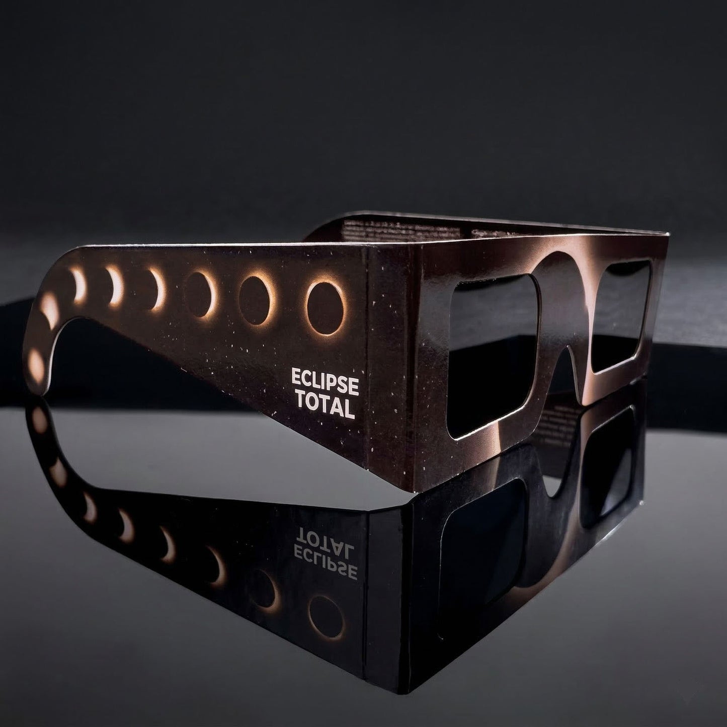 Pack Gafas de Eclipse Solar Certificadas con Expositor (50 Und)