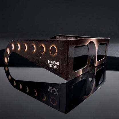 Pack Gafas de Eclipse Solar Certificadas con Expositor (50 Und)